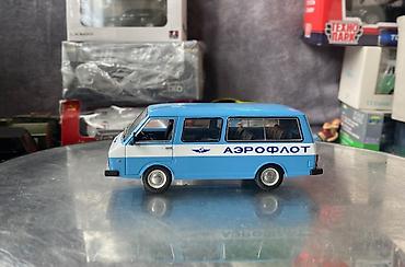 white: Коллекционная модель RAF-2203 AEROFLOT blue white 1978 Deagostini — 9