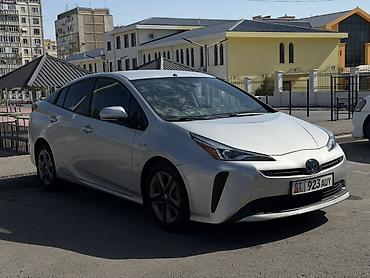 gen 2: Toyota Prius: 2019 г., 1.8 л, Вариатор, Гибрид, Хэтчбэк — 3
