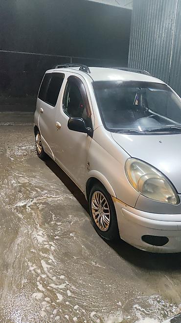 go park: Toyota Yaris Verso: 2003 г., Газ-бензин (ГБО), Минивэн — 3
