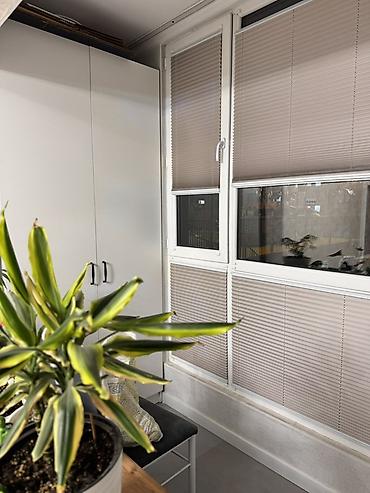 Люстры: Продаю 2х комп квартиру, район технопарка, 2 этаж из 9, останется вся — 16