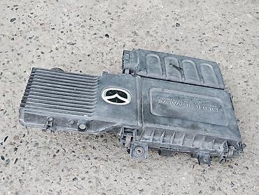 Другие автозапчасти: Корпус воздушного фильтра Mazda Demio, 2003г.в. Оригинал б/у, из — 8