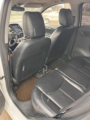 Chevrolet: Chevrolet Spark: 2017 г., 1 л, Вариатор, Бензин, Хэтчбэк — 12