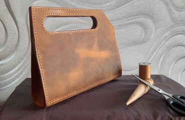 di gregorio qadın çantaları: Təbii dəridən əl işi clutch çantası. Çanta 100% natural dəridən