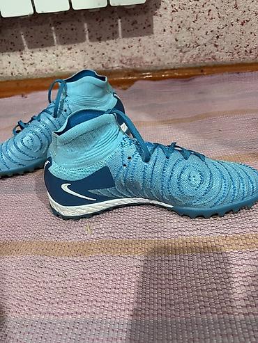 эл велик: Футбольные бутсы/сороконожки Nike (TF) с носком-манжетой.размер 39 - — 1