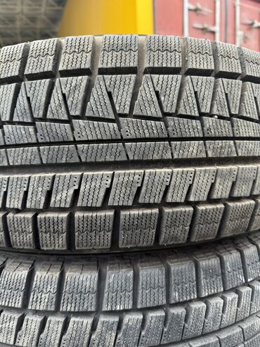 Шины: Шины 225 / 55 / R 17, Зима, Новый, Комплект, Легковые, Япония, Bridgestone