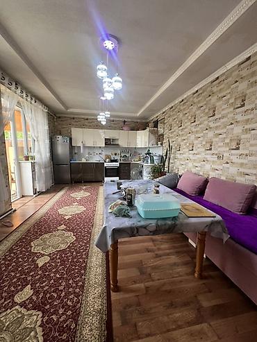 Продажа коттеджей и домов: Продается!Просторный частный дом с большим навесом во дворе - Уютный — 4