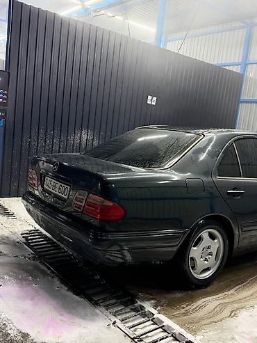 Mercedes-Benz: Mercedes-Benz E-Class (W210) sedan Mator 2.3 Avtomat karobka - — 5