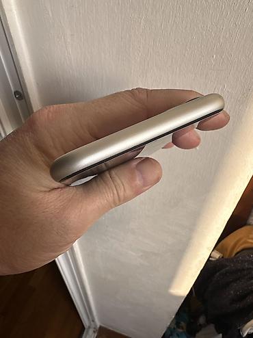 iphon se: IPhone 11, 64 GB, Ağ, Face ID — 7
