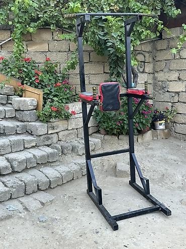 turnike: Çəkilər üçün çoxfunksiyalı turnik–parallel qollar (dip station) stendi — 2