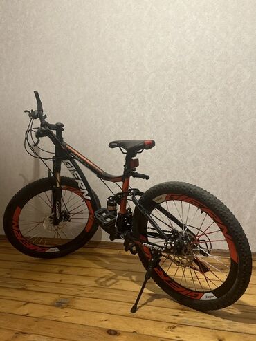 Городские велосипеды: Горный велосипед 26"