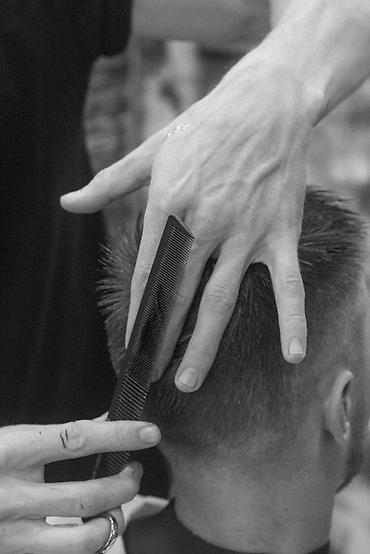 парикмахерский кресло: ✂️ БАРБЕР В КОМАНДУ «МАРШАЛ» Барбершоп «МАРШАЛ» ищет мастера, который — 1