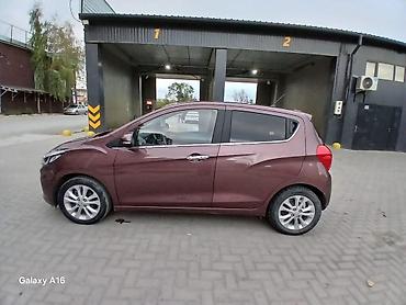 Транспорт: Chevrolet Spark: 2018 г., 1 л, Вариатор, Бензин, Хэтчбэк — 4