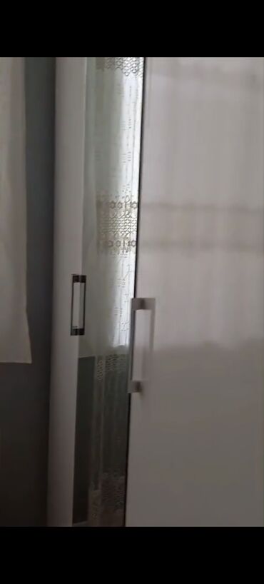 Uzunmüddətli kirayə mənzillər: Əhmədli metrosun bir adimliqi Flo magazasin arxası 16/6 mertebesi 3 — 10