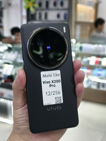 телефоны в корее цены: Vivo X200 Pro, Б/у, 256 ГБ, цвет - Черный, 2 SIM