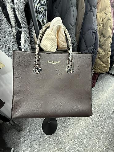 Классические сумки: Классическая сумка, Balenciaga, Турция, Материал: Натуральная кожа, Застежка на молнии, Женские, Б/у — 1