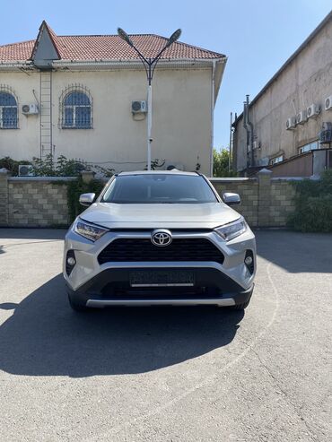 Toyota: Toyota RAV4: 2019 г., 2.5 л, Автомат, Бензин, Кроссовер