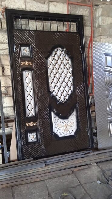 Qapıların təmiri: Qapıların təmiri — 8