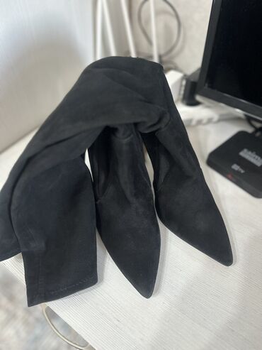 обувь zara: Сапоги, 38, цвет - Черный