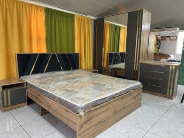 Спальные гарнитуры: Спальный гарнитур, Новый, Двуспальная кровать, Комод, Трюмо, Другая страна производитель, ДСП, Бесплатная доставка, Платная доставка, Самовывоз — 2