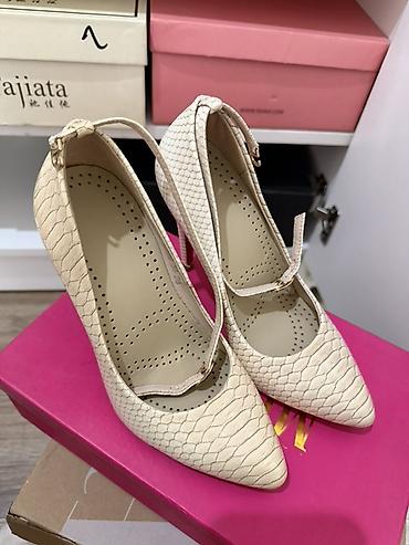 Туфли: Туфли, 35.5, 36, Dolce & Gabbana, Б/у, цвет - Красный — 4