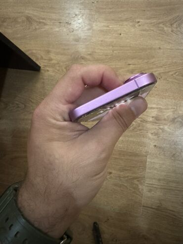 телефон fly cirrus 16: IPhone 16, 128 ГБ, Отпечаток пальца, Face ID