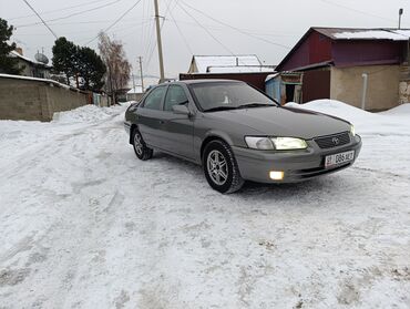 тикого алмашам: Toyota Camry: 1997 г., 2.2 л, Механика, Бензин, Седан