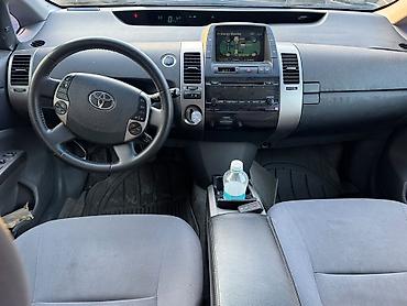 prius plus: Toyota Prius: 2007 г., 1.5 л, Вариатор, Гибрид, Лифтбек — 5