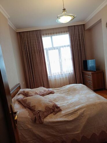 Yeni tikili: 3 otaqlı, Yeni tikili, 81 kv. m — 3