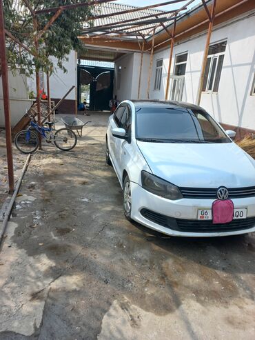 будка рефрижератор купить бу: Volkswagen Polo: 2013 г., Механика, Бензин, Седан