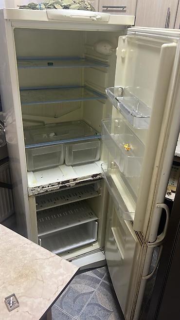 İşlənmiş 2 qapılı Indesit Soyuducu Satılır, rəng - Ağ