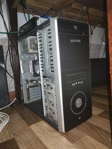Настольные ПК и рабочие станции: Компьютер, ядер - 4, ОЗУ 8 ГБ, Для несложных задач, Б/у, Intel Xeon, HDD + SSD