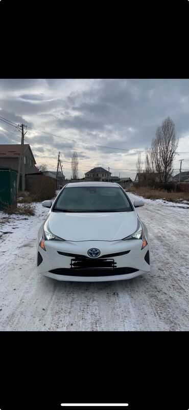 Toyota: Toyota Prius: 2018 г., 1.8 л, Вариатор, Гибрид