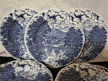 Ostali antikviteti: Engleski tanjiri Crown Ducal iz 70ih. Engleski desertni tanjiri bez — 6