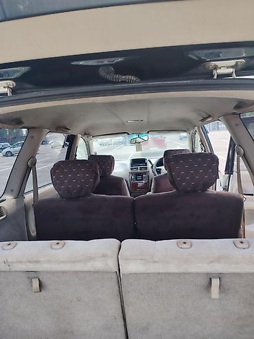210 2 2: Toyota Gaia: 2002 г., 2 л, Автомат, Бензин, Минивэн — 1