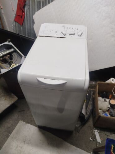 купить стиральную машину в кредит: Стиральная машина Indesit, Б/у, Автомат, До 5 кг, Компактная