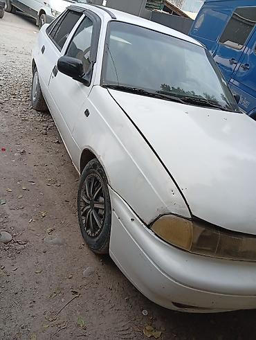 daew: Daewoo Nexia: 1996 г., 1.5 л, Механика, Бензин, Седан — 5