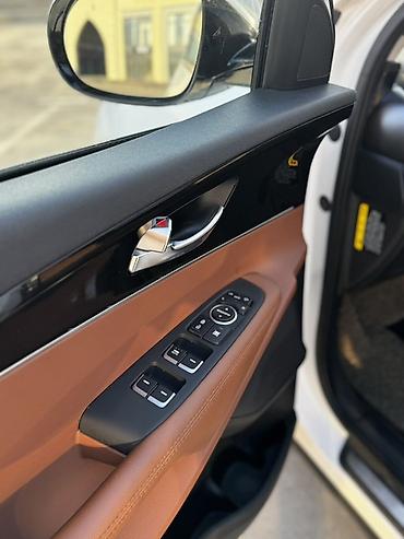 Kia: Kia Sorento: 2018 г., 2 л, Автомат, Дизель, Кроссовер — 12