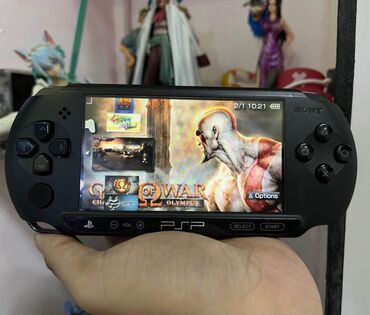 PS5 (Sony PlayStation 5): Psp Street oyun konsolu Proşifka olunub 60 civarı oyun var əlavə