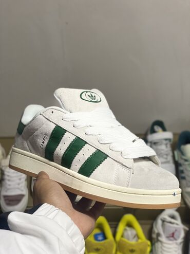 Кроссовки и спортивная обувь: Кеды Adidas Campus (оригинальная линейка Originals) - Материал верха — 17