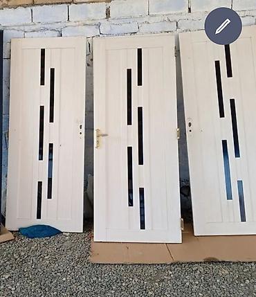 dəhliz ucun xalca: Ağ rəngli interyer qapıları - Material: taxta əsaslı, hamar boyalı — 1