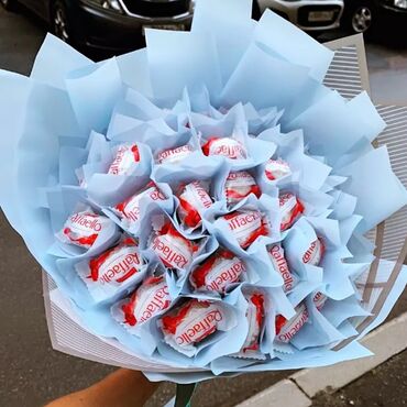 Şokolad və konfetlər: Sevgililer gününe özel