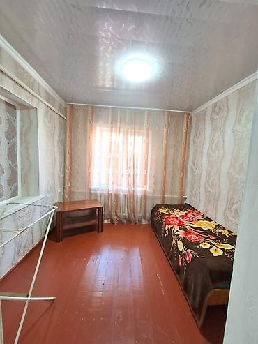 Продажа коттеджей и домов: Продается!!! Дом в г. Бишкек( бывшее с. Маевка), из жженного — 25