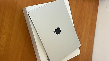 apple macbook air fiyat: Macbook gündalik istifada olunub cızığı yoxdur xırda yerlarinda var — 3