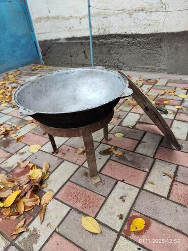 уй емеректер: СССР 16 литр Казан с очагом и крышкой для приготовления на открытом