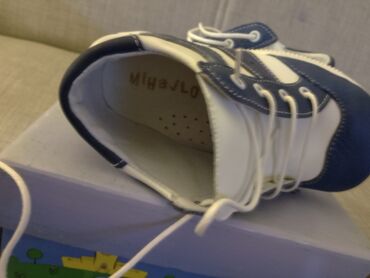 Cipele: Decije cipelice,velicina 24,kozno gaziste,kozna cipela.Sasvim — 8