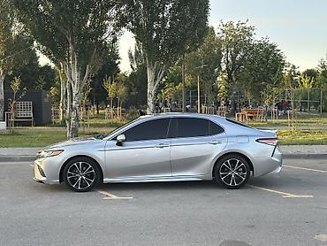 Toyota: Toyota Camry: 2018 г., 2.5 л, Автомат, Бензин, Седан — 4