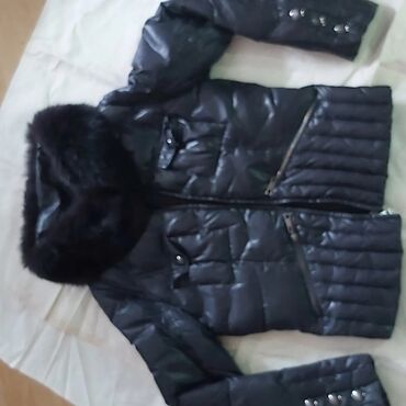 женские зимние кожаные куртки: Женская куртка M (EU 38), цвет - Синий