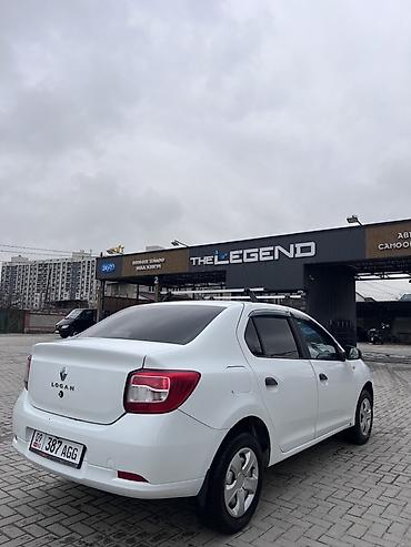 авто ярис: Renault Logan: 2014 г., 1.6 л, Механика, Бензин, Седан — 1