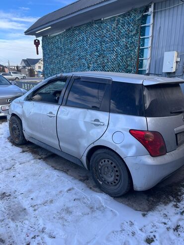 sprinter 2003: Toyota ist: 2003 г., 1.5 л, Автомат, Бензин