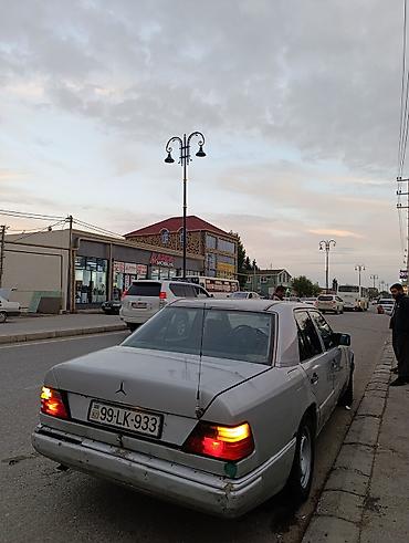 sari ford transit: Mercedes-Benz W124 sedan Salam Maşın xadavoyu yaxşı vəziyyətdədi özüm — 5